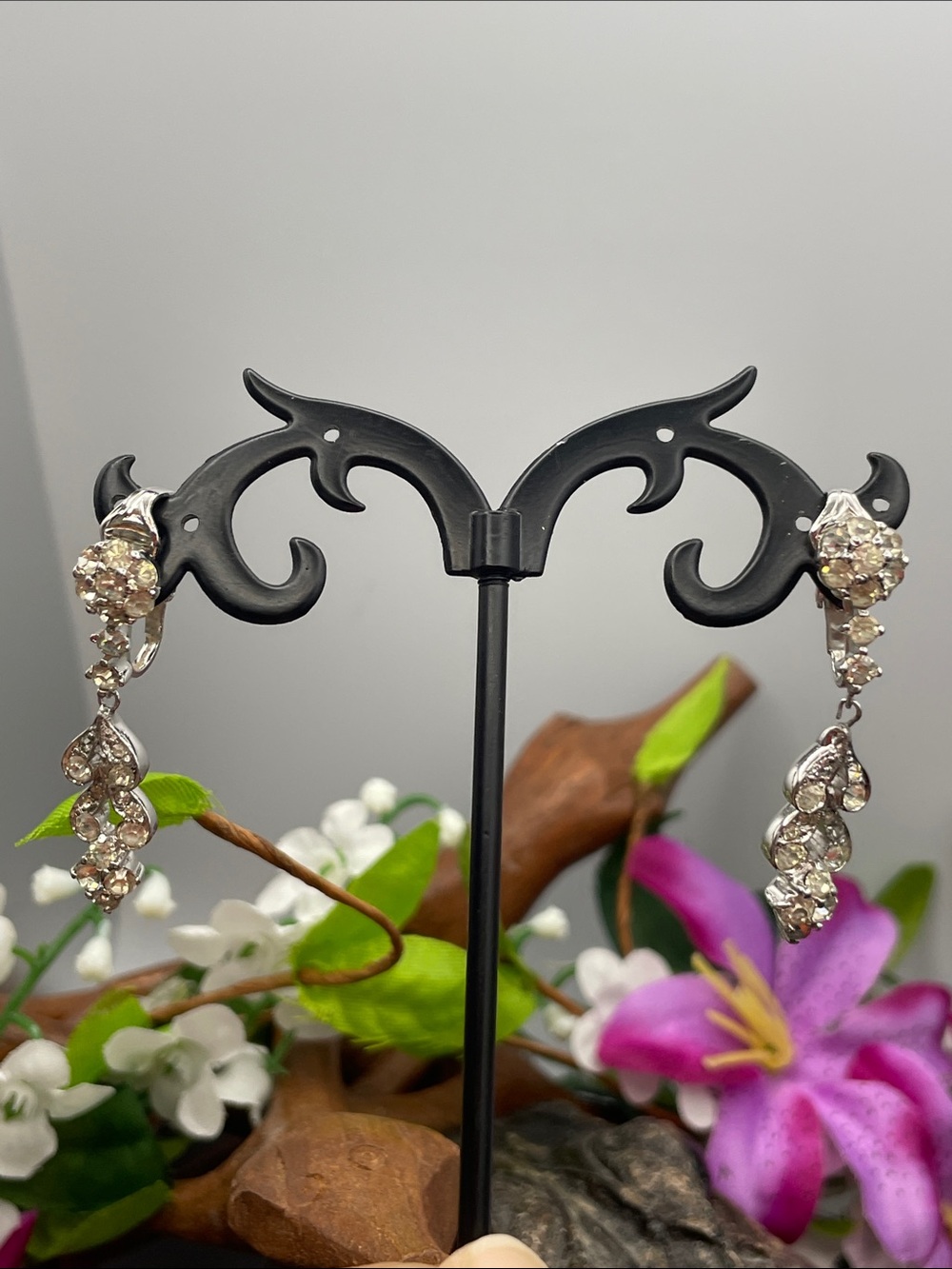 Jomaz drop clip earrings vintage